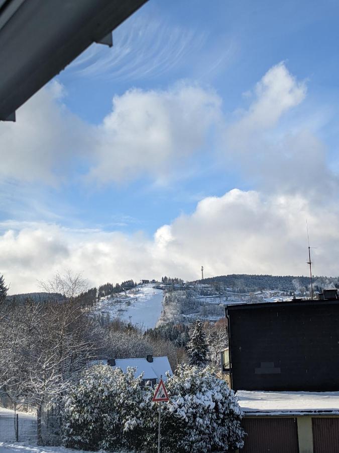 Zentrale Und Gemuetliche Ferienwohnung In Winterberg Nah An Der Natur 외부 사진